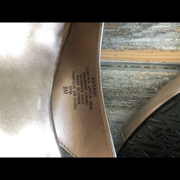 Anne klein gold open toe CLEARING OUT - Picture 5 of 6